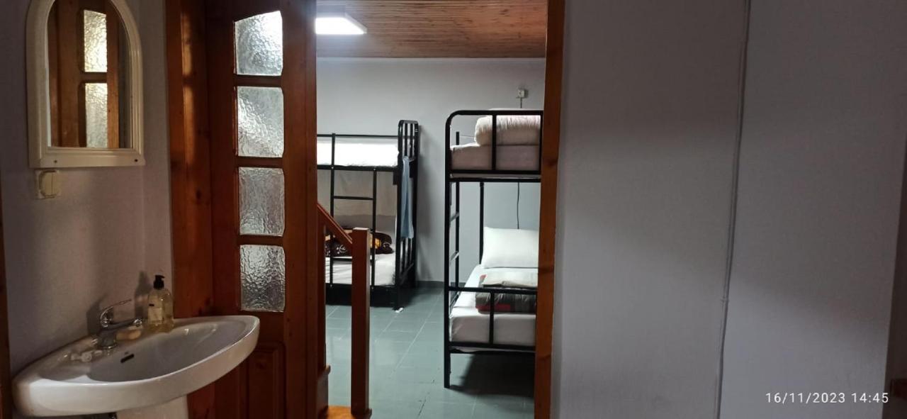 Royal Hostel Tiranë Eksteriør bilde